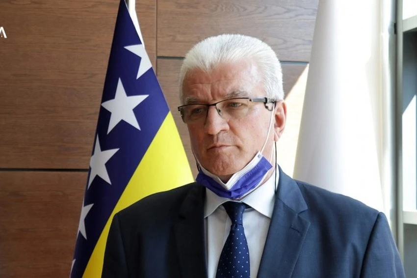 Nova Vlada u SBŽ - mlada Vlada i ohrabrujući sastav