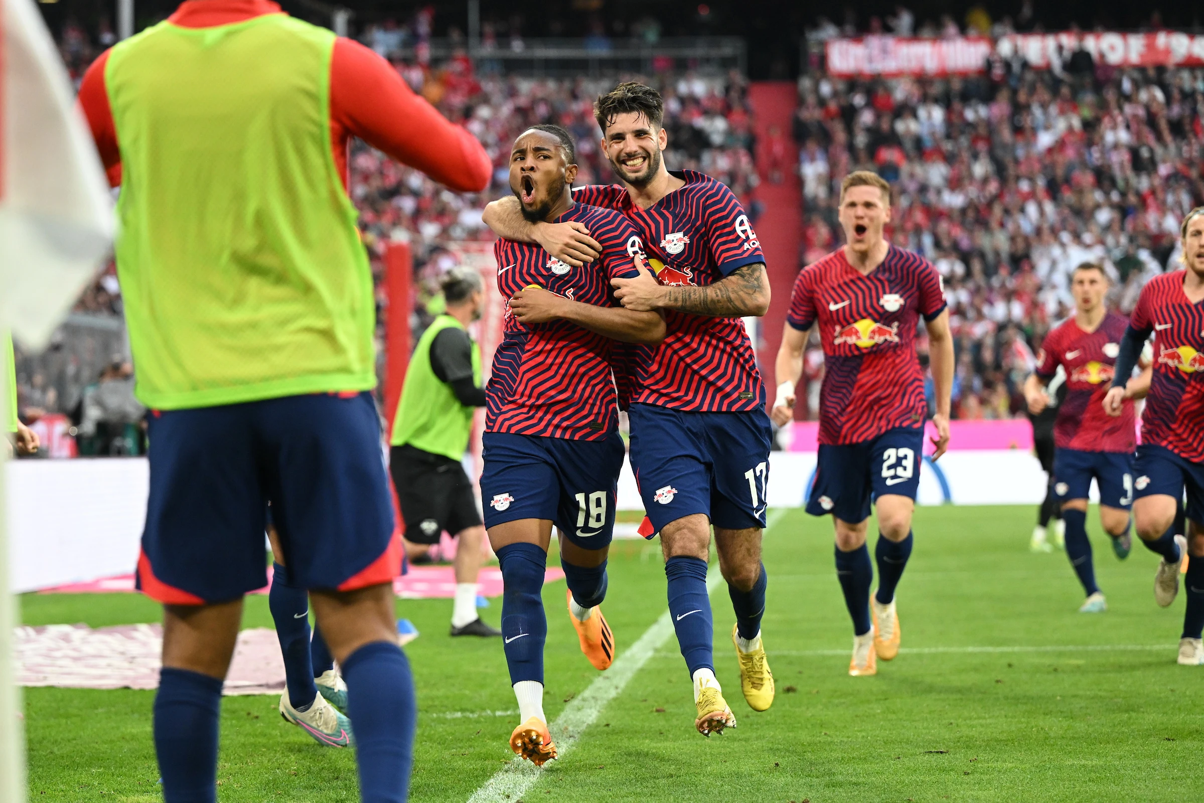 Leipzig kao gost šokirao Bayern i pomogao Borussiji
