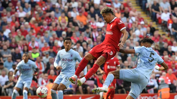 Liverpoolu bježi liga prvaka, Mitrović dvostruki strijelac