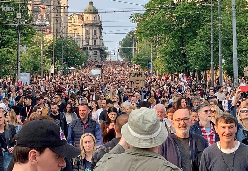 VIDEO | Beograd na nogama: Desetine tisuća građana uglas tražilo ostavku Vučića