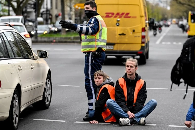 Fizički napadi na ekološke aktiviste: Vuku nas s ceste i urlaju na nas