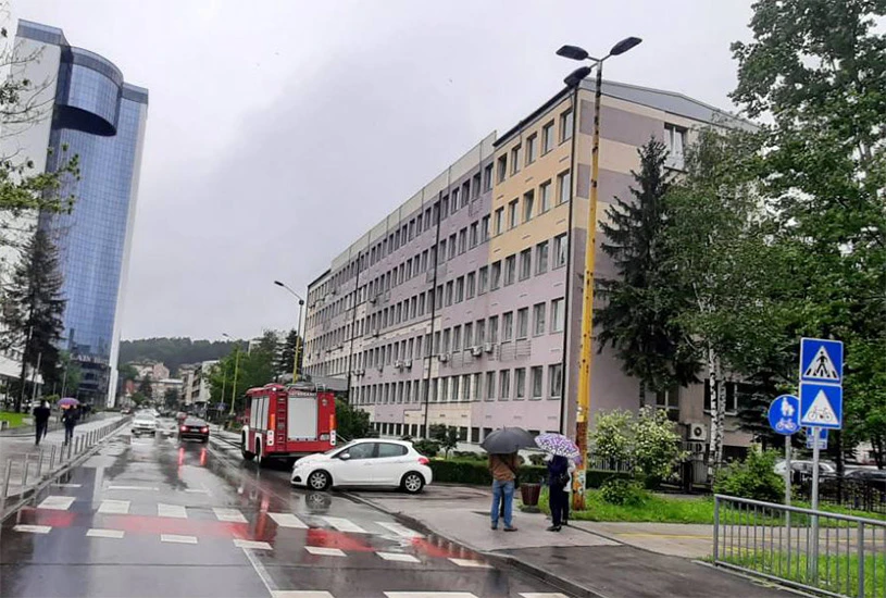 Dojava o bombi u gradskoj upravi