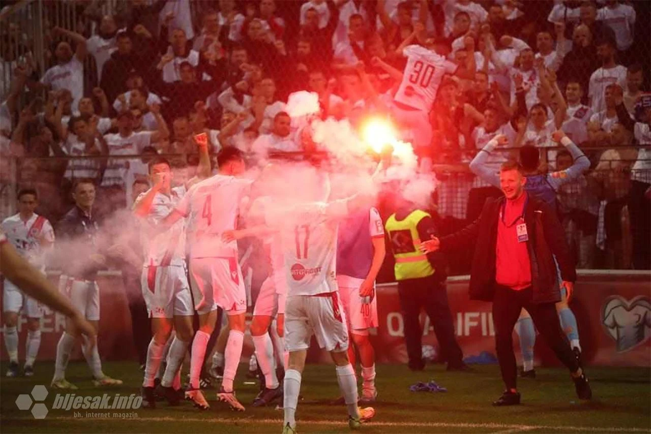 FOTO | Pogledajte kako su igrači Zrinjskog s navijačima proslavili osvajanje Kupa