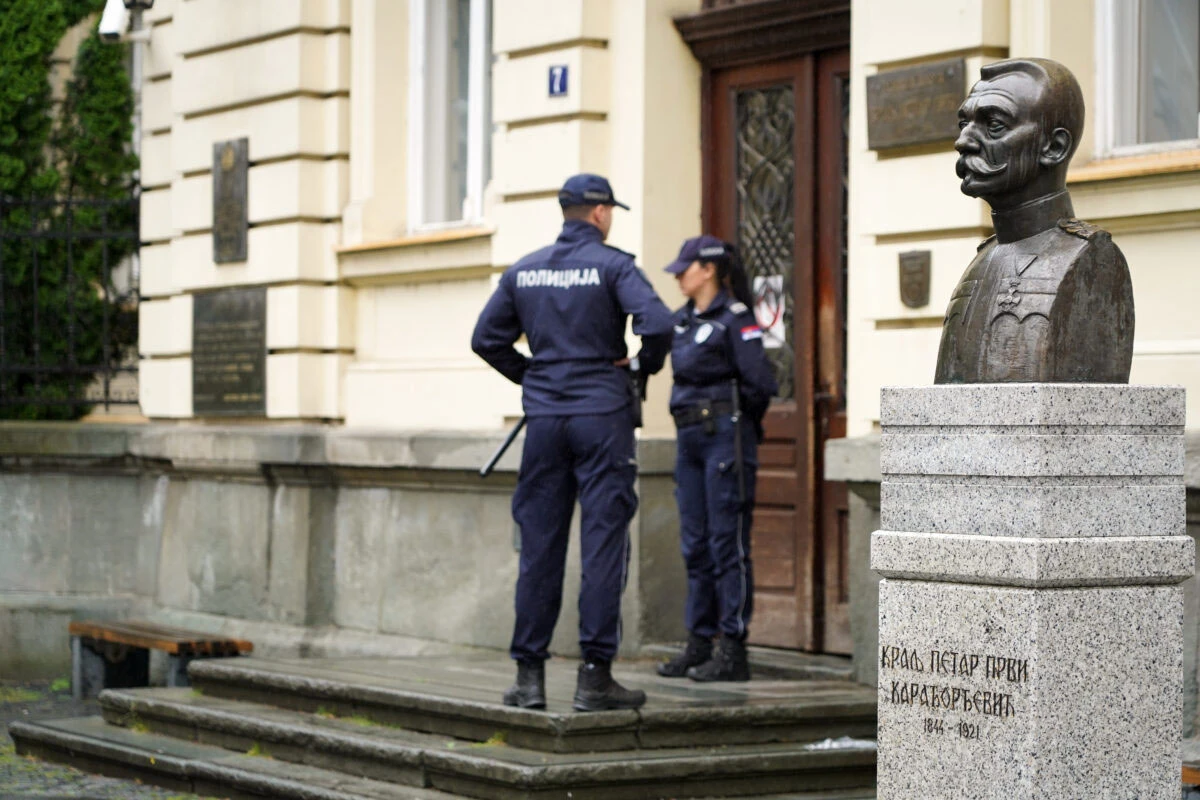 Dojave o bombama u više beogradskih škola