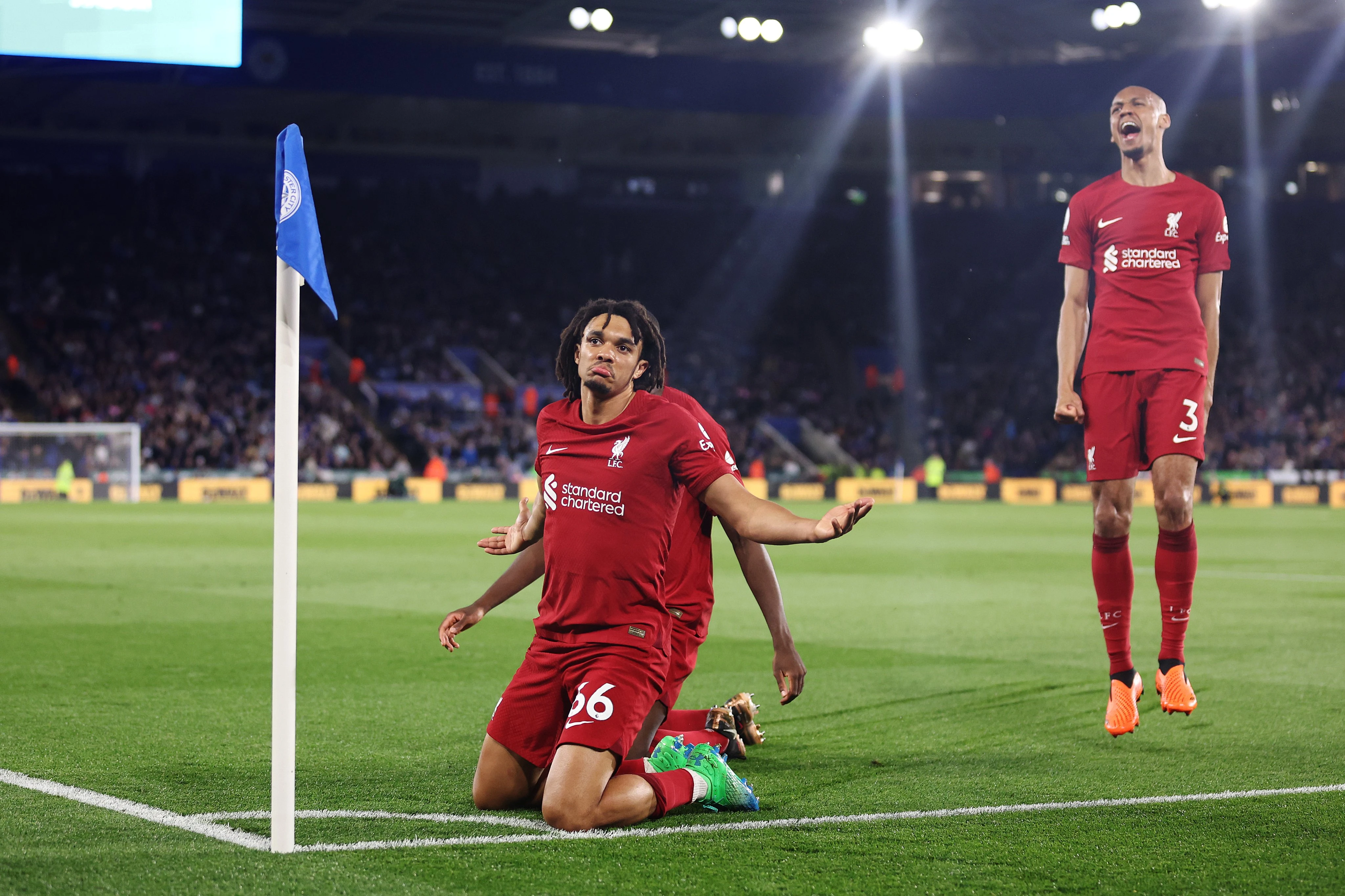Slavlje Liverpoola, bivši prvak sve bliže ispadanju iz lige