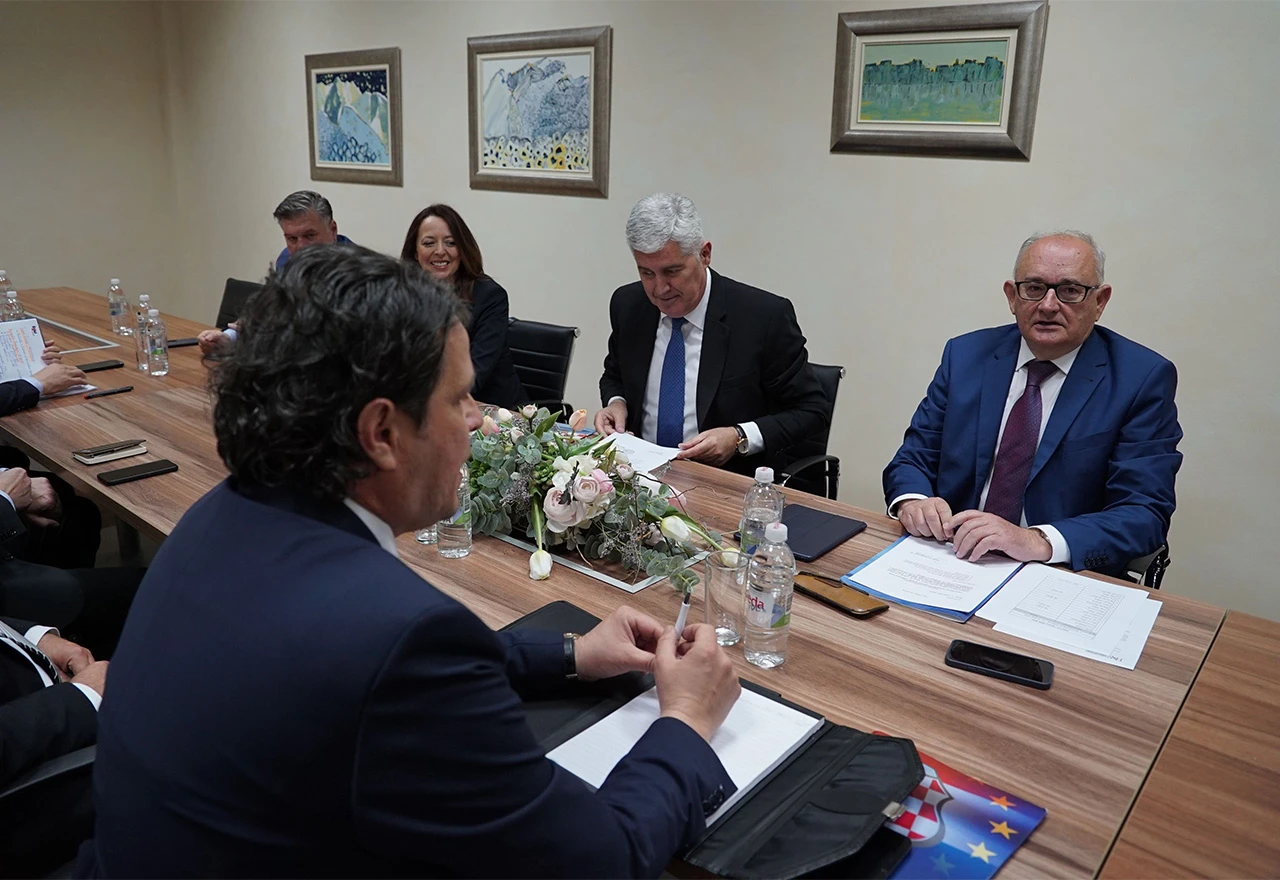 Tko će sjediti u Glavnom vijeću HNS-a?