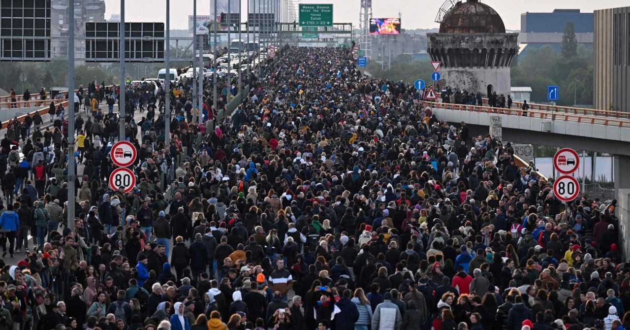 Beograd 'gori': Vučiću odlazi!