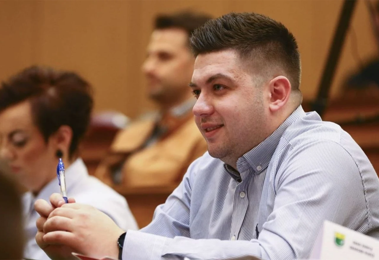 Tužiteljstvo istražuje tko je Uzunoviću nudio novac da glasuje protiv nove Vlade FBiH