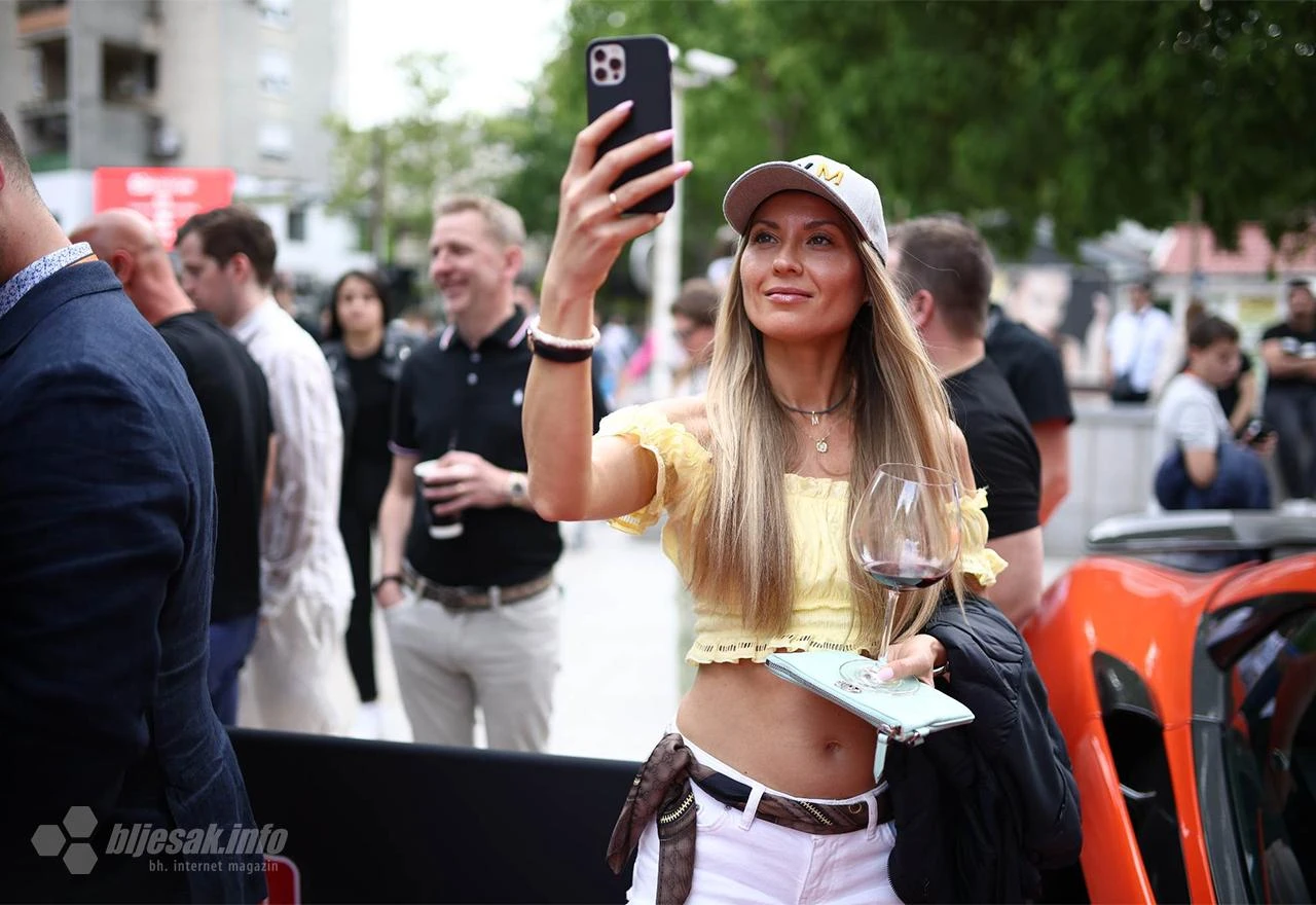 ''Bijesne pile'' Gran Turismo Showa izazvale oduševljenje u Mostaru