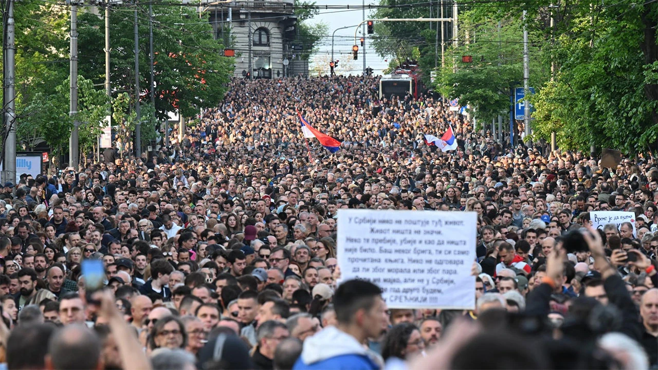 Više od 50.000 građana Beograda zatražilo smjene i dalo rok do 12. svibnja