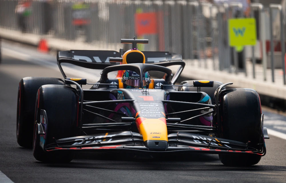 Verstappen dugim stintom s devetog mjesta do pobjede 