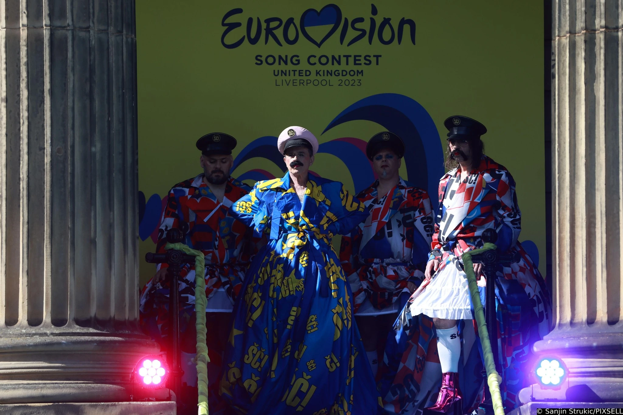 Let3 se skinuli pred fotografima, fanovi Eurosonga oduševljeni