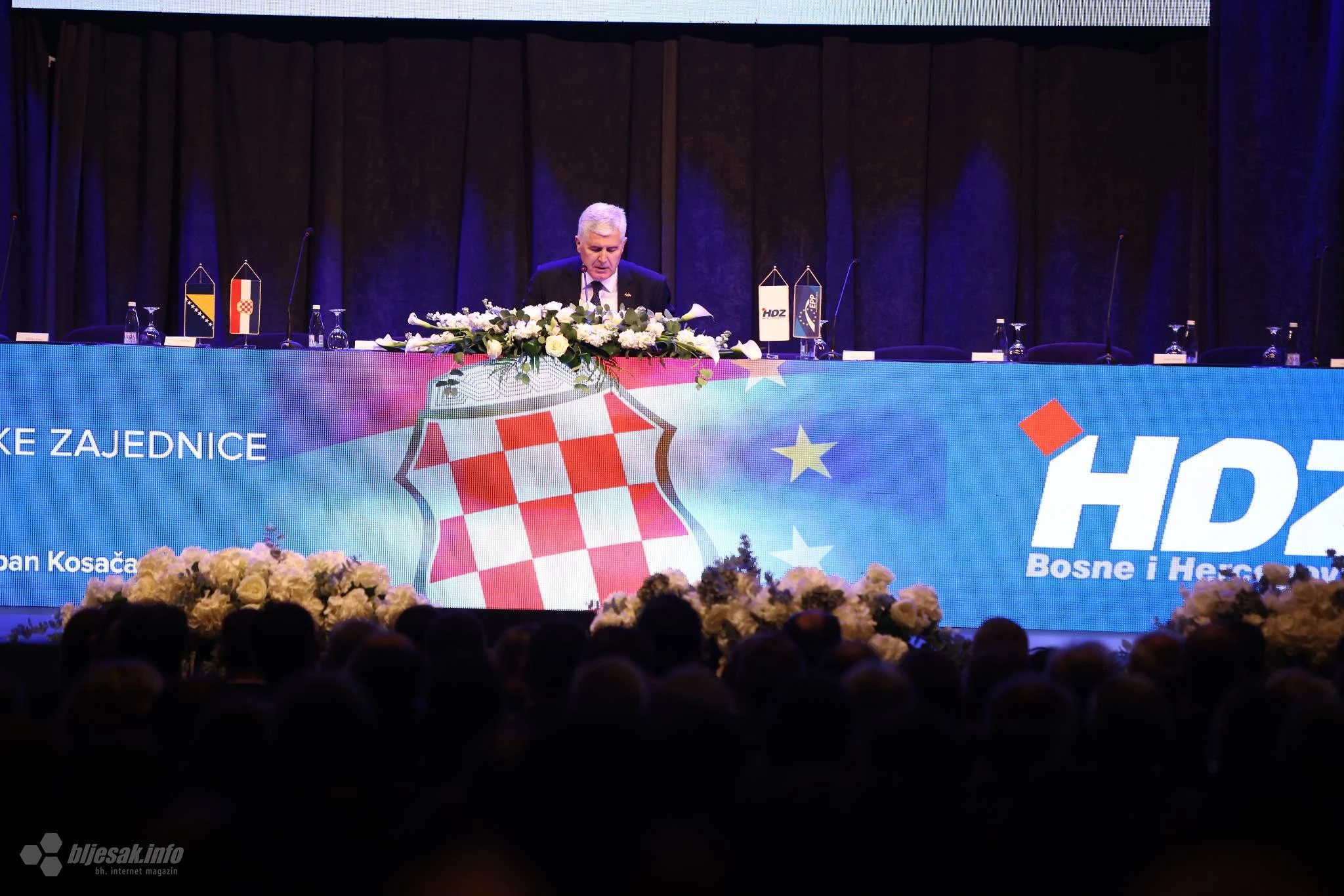 Isti Čović, novi pristup 