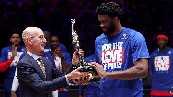 Embiidu trofej, Bostonu pobjeda, Jokić za povijest