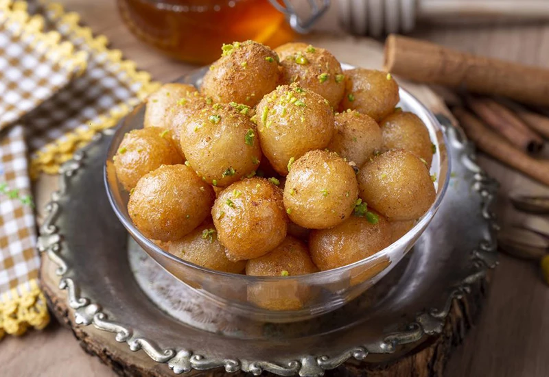Loukoumades su savršen desert koji podsjeća na fritule
