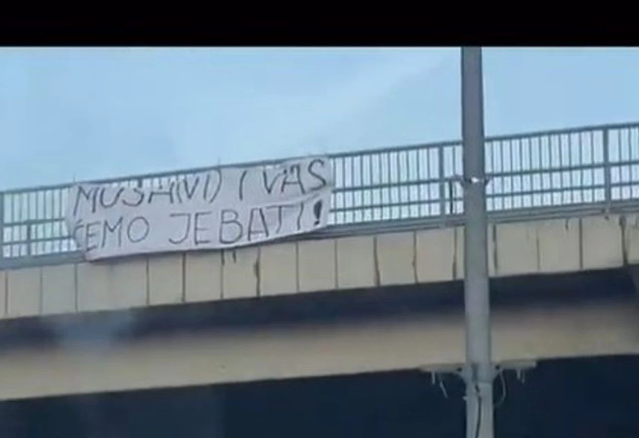 Realovce u Beogradu dočekale uvredljive poruke: Na meti i Džanan Musa