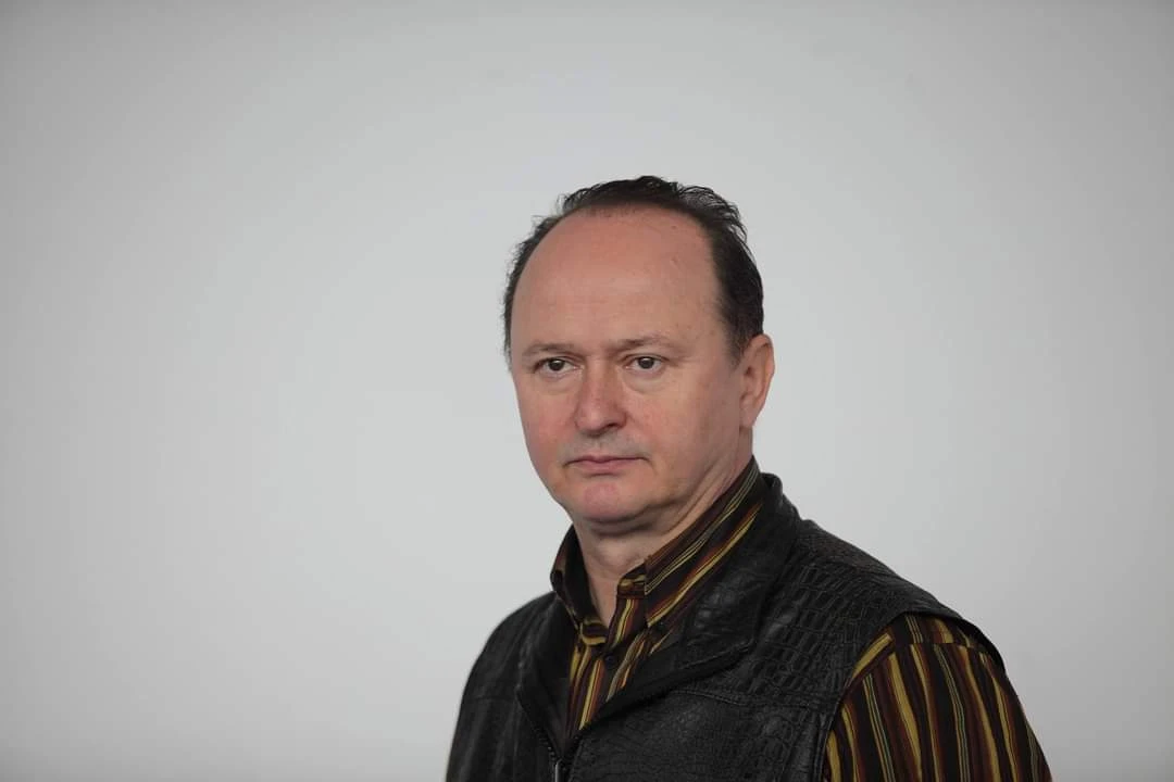Preminuo književnik i dramaturg Hasan Džafić, autor "Vize za budućnost"