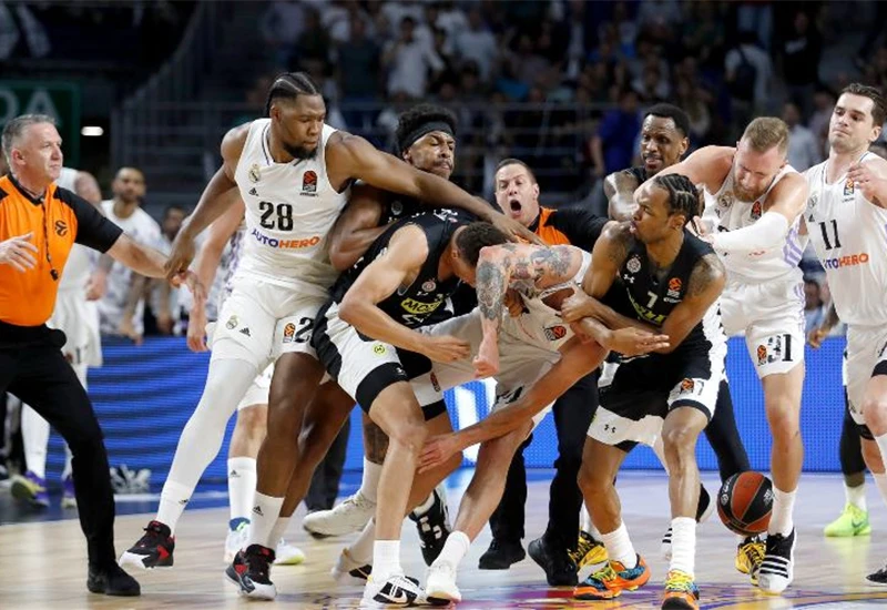 Euroliga službeno: Partizanu pobjeda, uz osudu svih događanja
