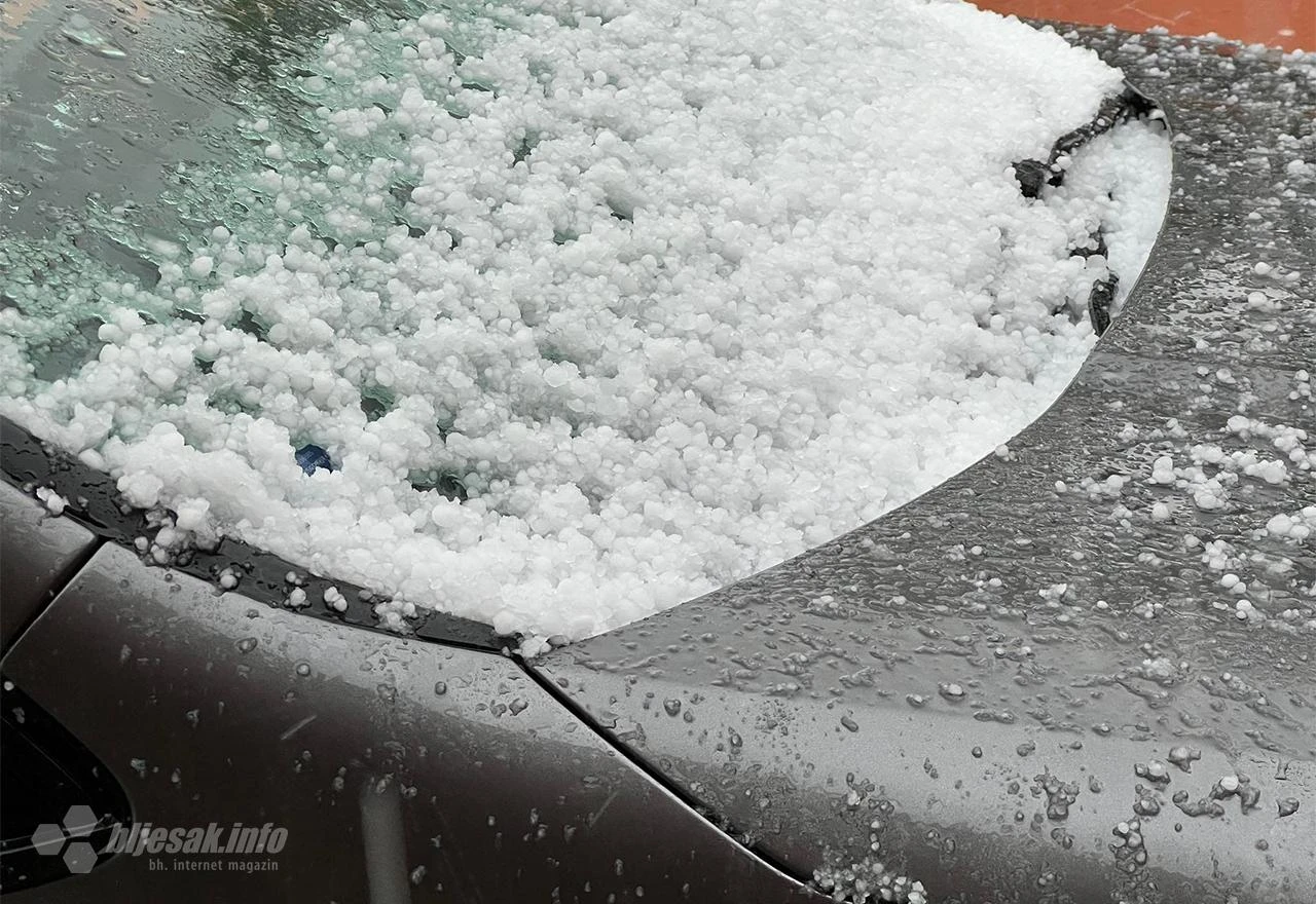 VIDEO | Nevrijeme praćeno krupom pogodilo sjeverni dio Mostara