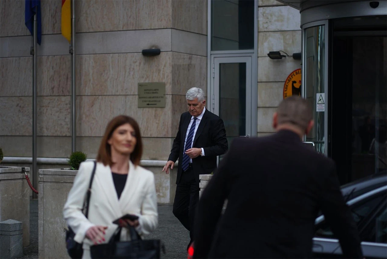 U rezidenciji EU održan sastanak osmorke, HDZ-a i Satlera