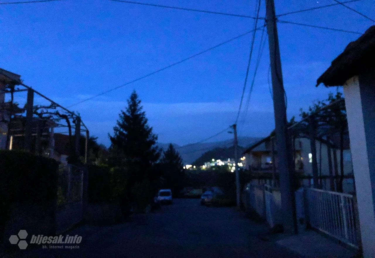 Nakon nekoliko noći mraka - Popravlja se javna rasvjeta na Rudniku i u Bakijinoj luci
