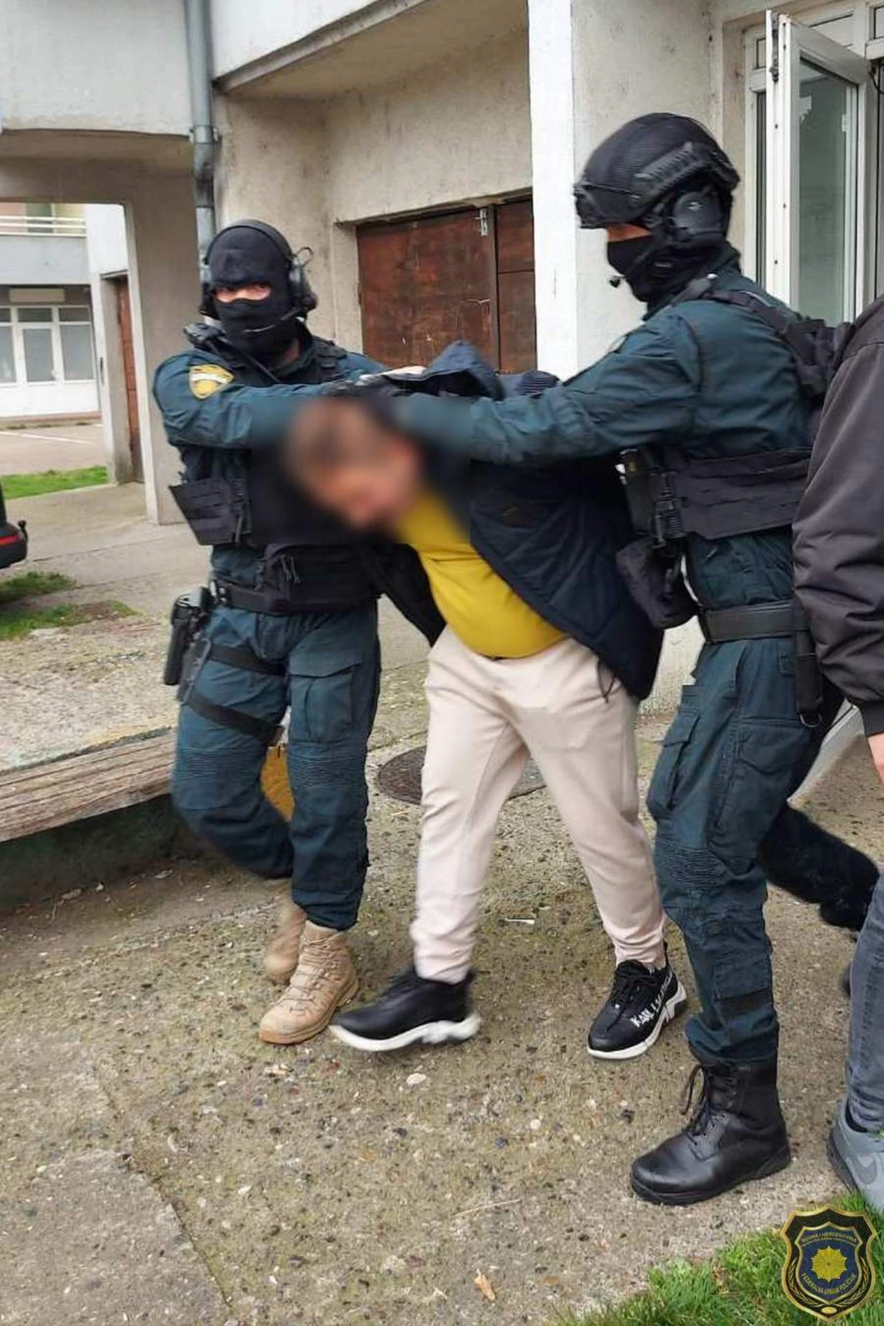 FUP u akciji: Uhićen trojac osumnjičen za lihvarenje 