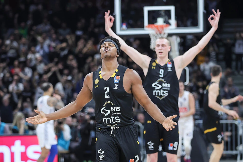 Partizan u Podgorici osigurao prednost domaćeg parketa 
