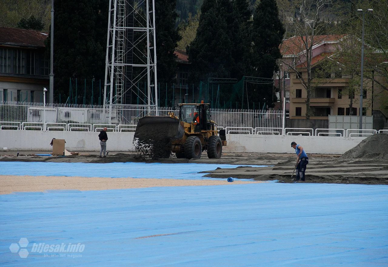 FOTO | Radovi na stadionu Pod Bijelim brijegom privode se kraju