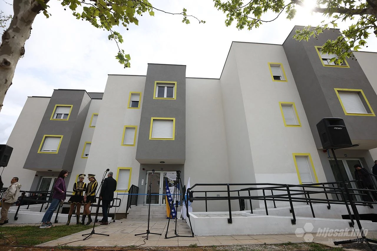 Mostar: Nova 24 krova nad glavom