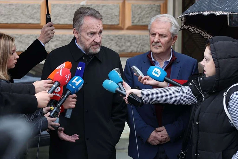 DF protiv, SDA ljut…