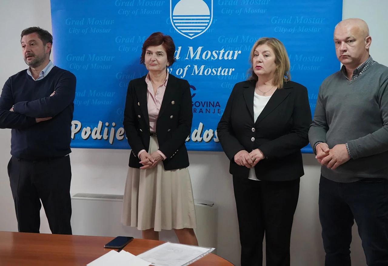 Gradonačelnik Kordić u povodu Ramazanskog bajrama uručio bonove 30 socijalno ugroženih obitelji