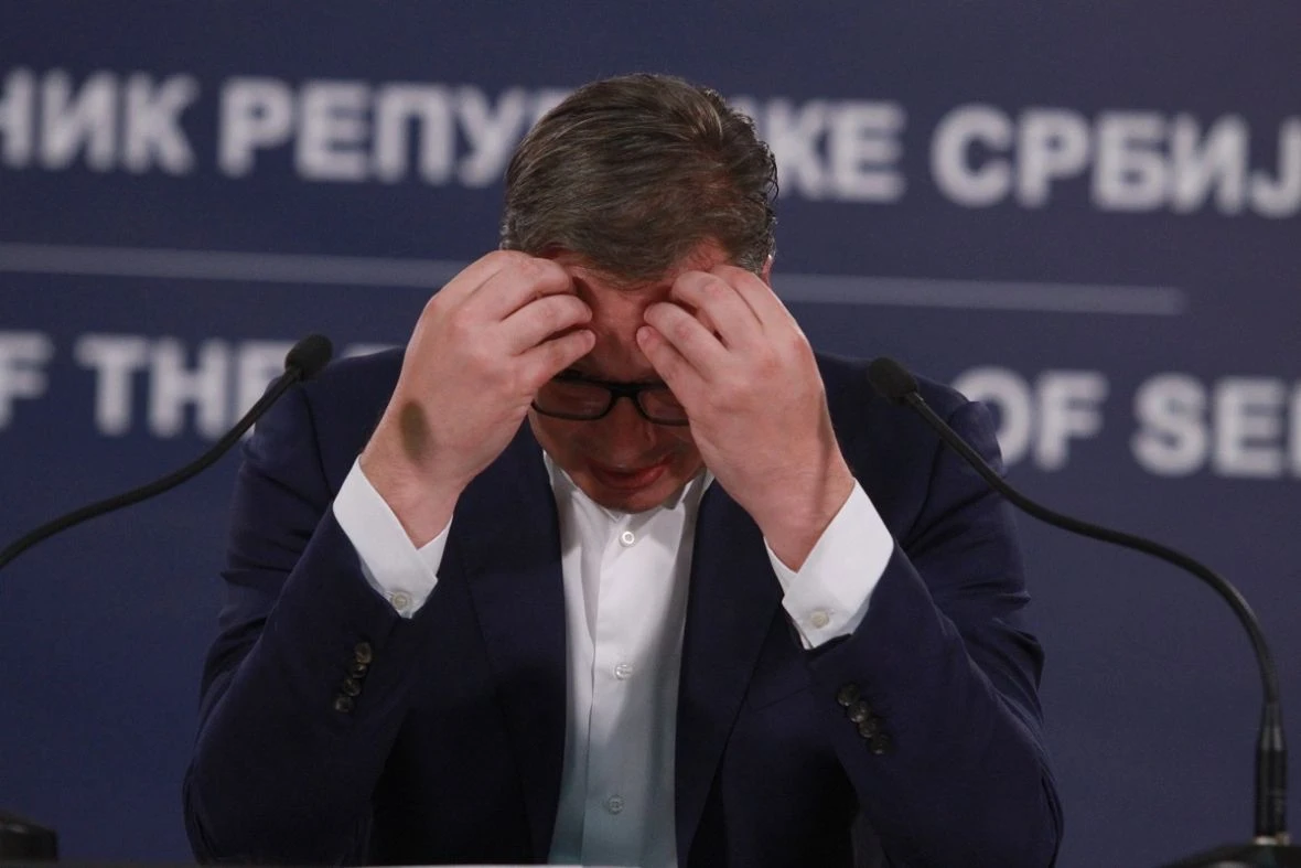 Vučić: Srbija nije i neće izvoziti oružje i streljivo u Ukrajinu i Rusiju