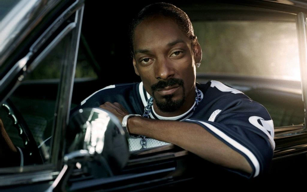 Znate li koliko zarađuje osobni motač džointa Snoop Doga?