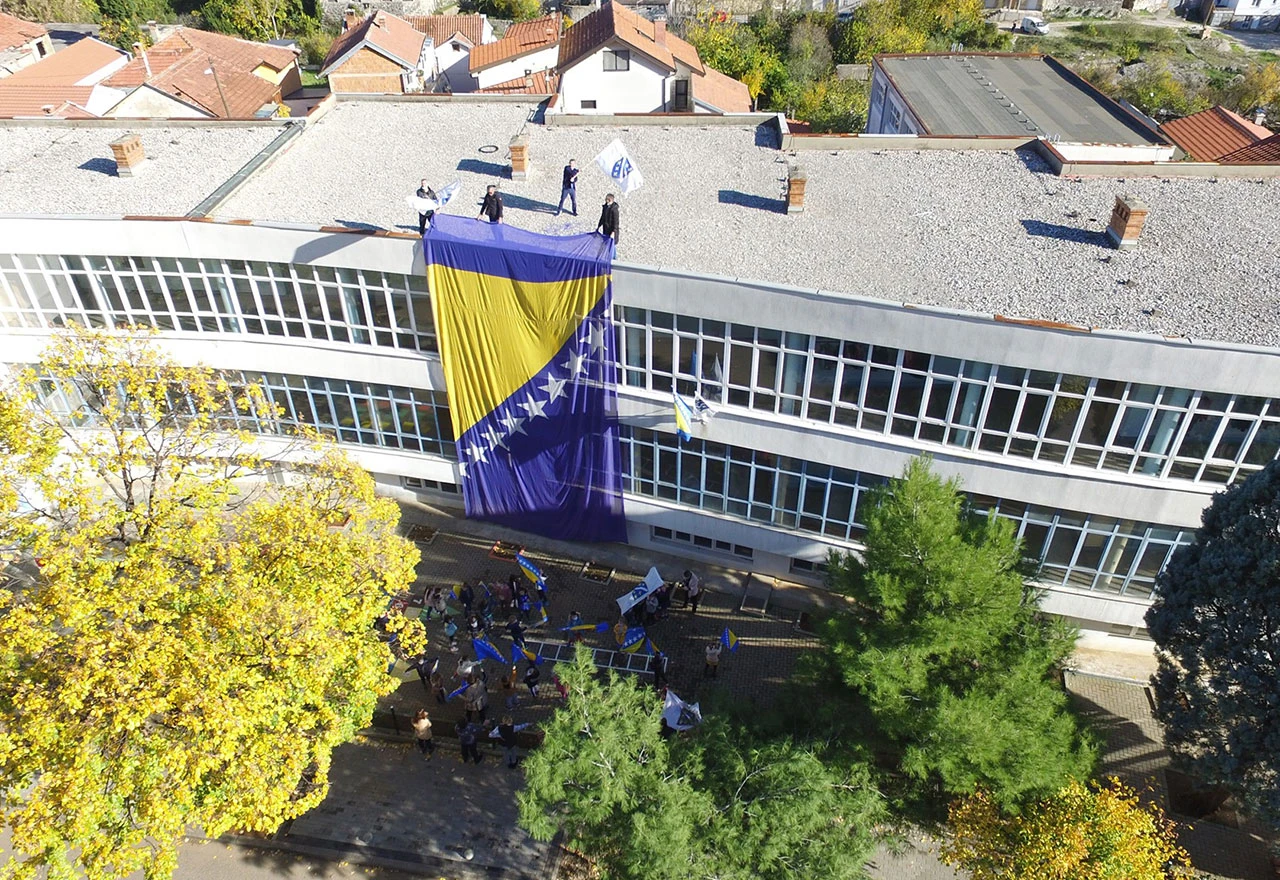 Osnovna škola 'Mujaga Komadina' obilježava 63. rođendan
