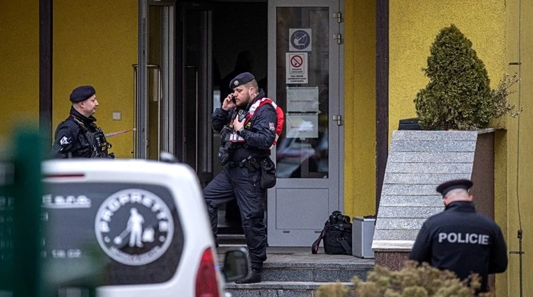 Maturant iz Hrvatske smrtno stradao na maturalnom u Pragu