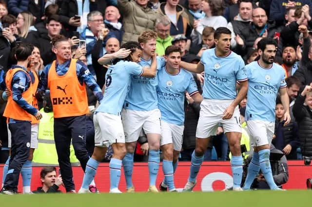Manchester City gubio i do kraja deklasirao Liverpool