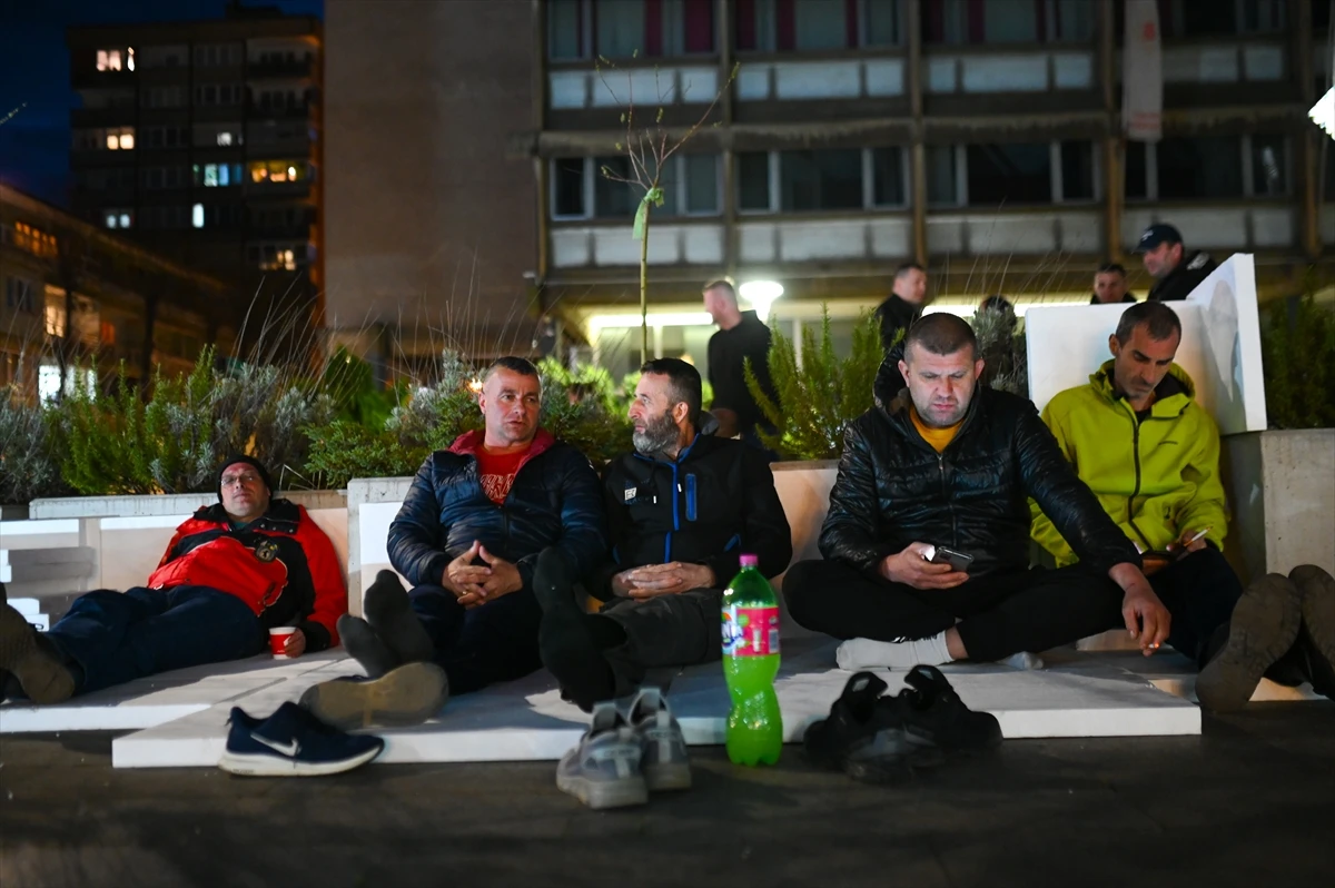 Rudari proveli noć na otvorenom 