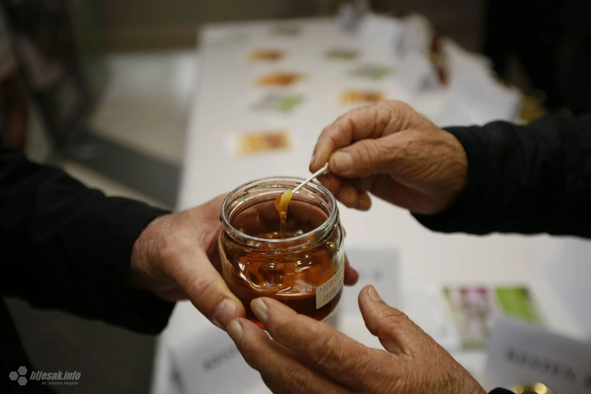Pčelari: Imamo pritisak jeftinog uvoznog meda, moraju se uvesti kontrole