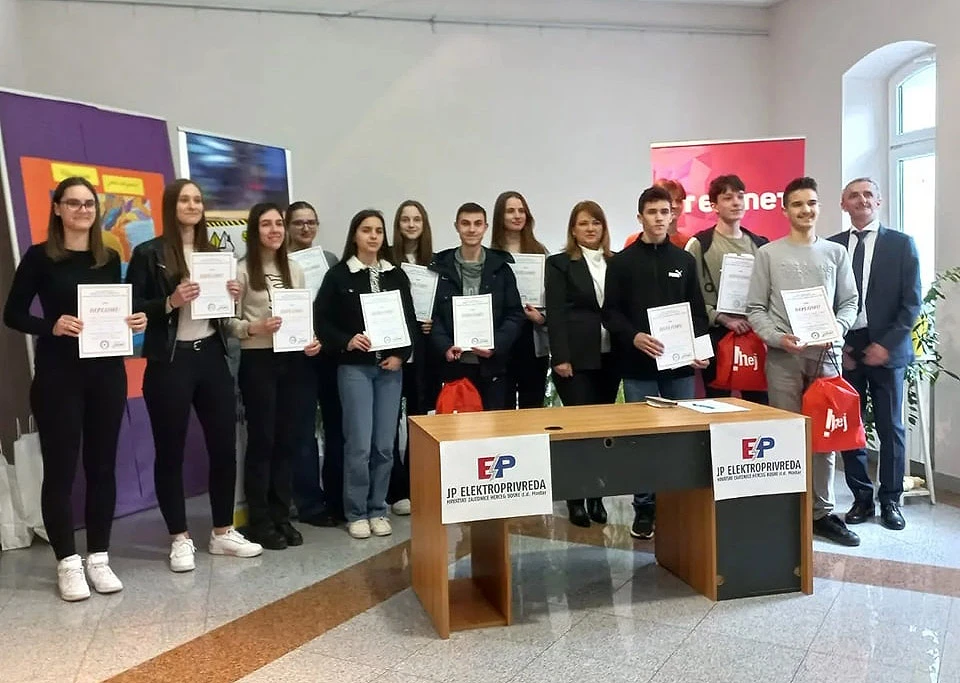 Srednjoškolci iz Mostara, Posušja i Širokog među najboljima u matematici u Federaciji