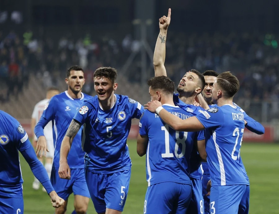 BiH razbila Island u Hadžibegovićevom debiju