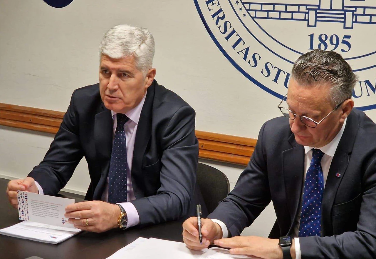 Čović među mostarskim dekanima