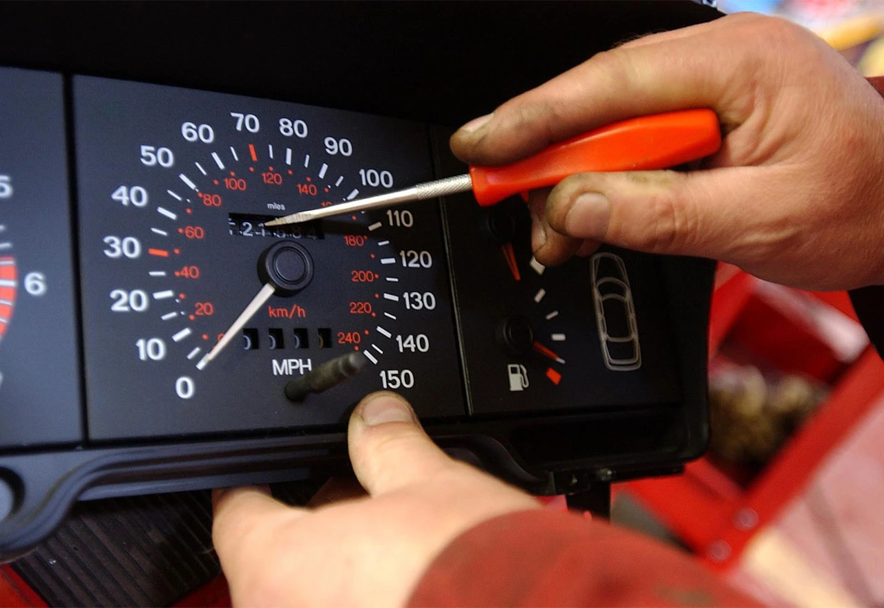Svako sedmo električno vozilo može imati lažnu kilometražu