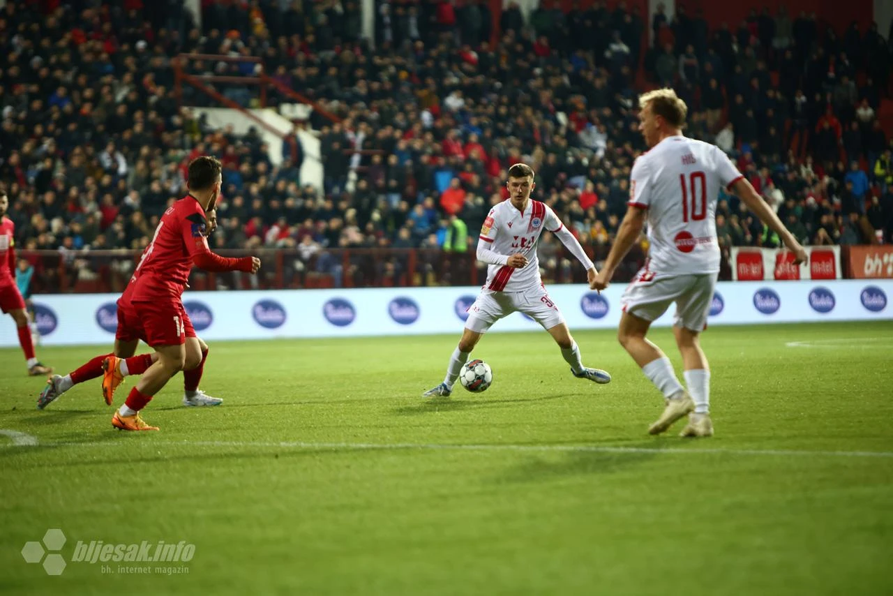 Zrinjski i Velež na Areni, Široki jedini bez prijenosa