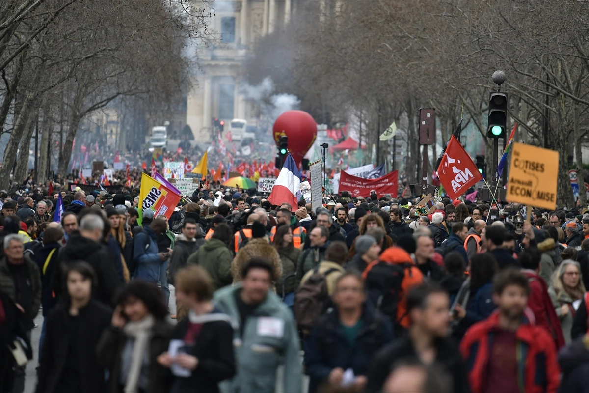 Nova runda prosvjeda: Sukobi demonstranata i policije u Francuskoj, policija bacala suzavac