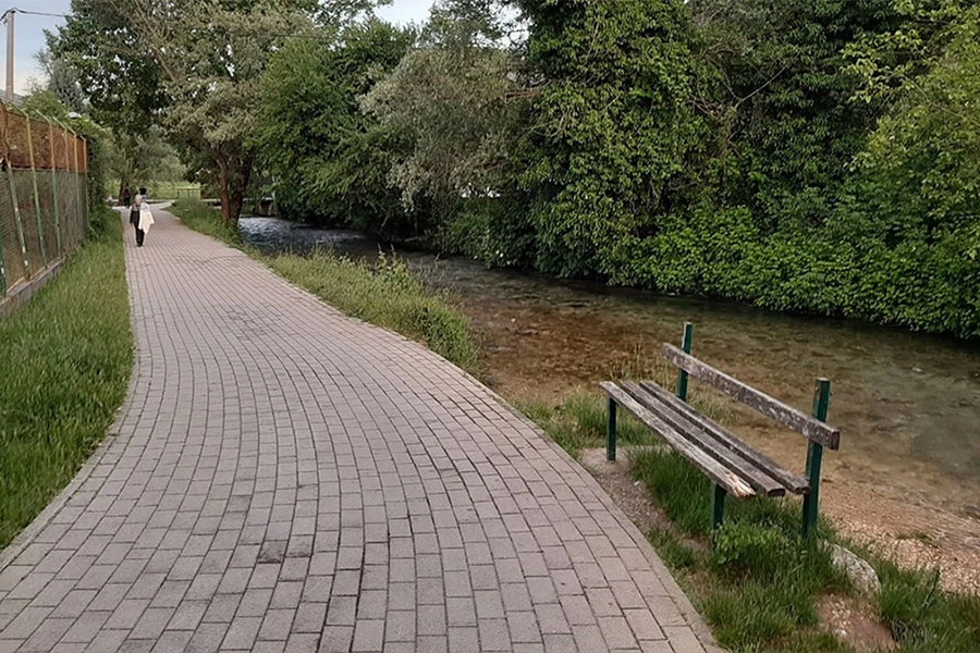 Na šetnici pored Radobolje pronađen spremnik s municijom