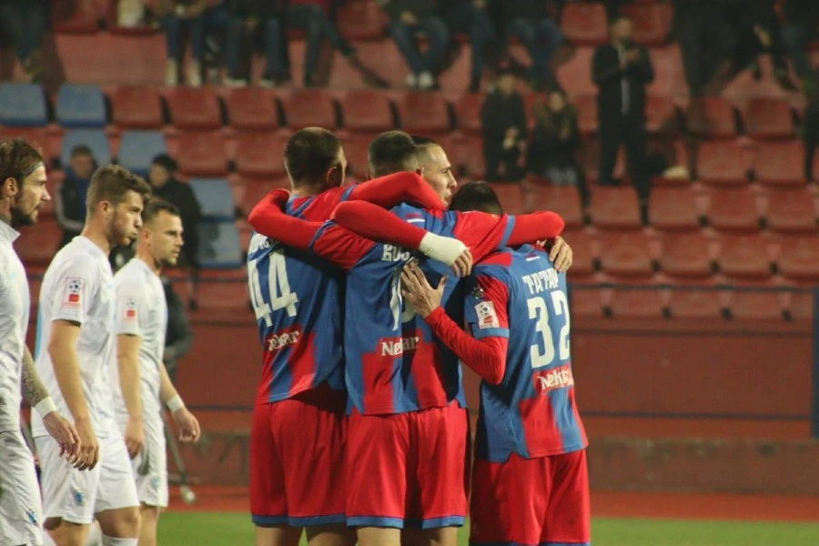 Borac razbio Tuzlu, City u zoni ispadanja