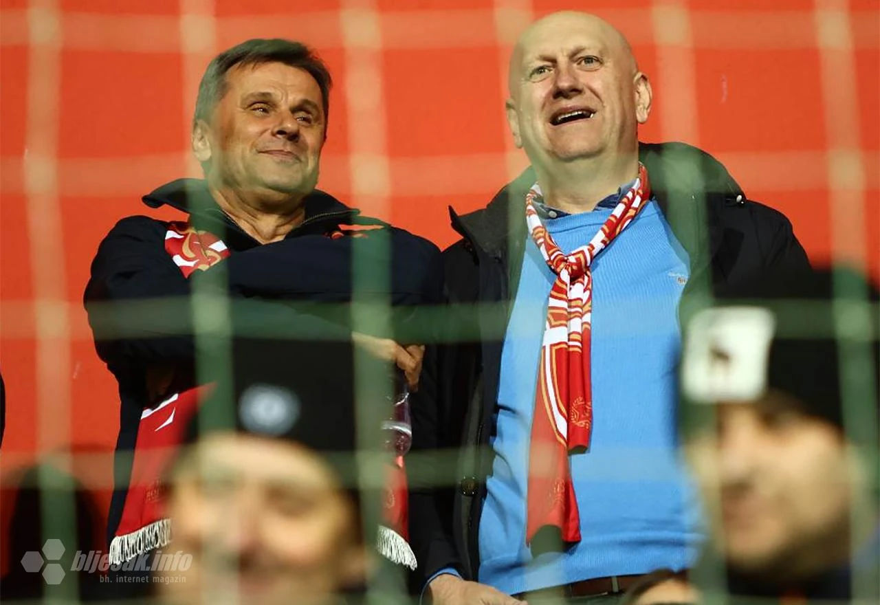 FOTO | Fadil Novalić došao u Mostar podržati Velež u gradskom derbiju