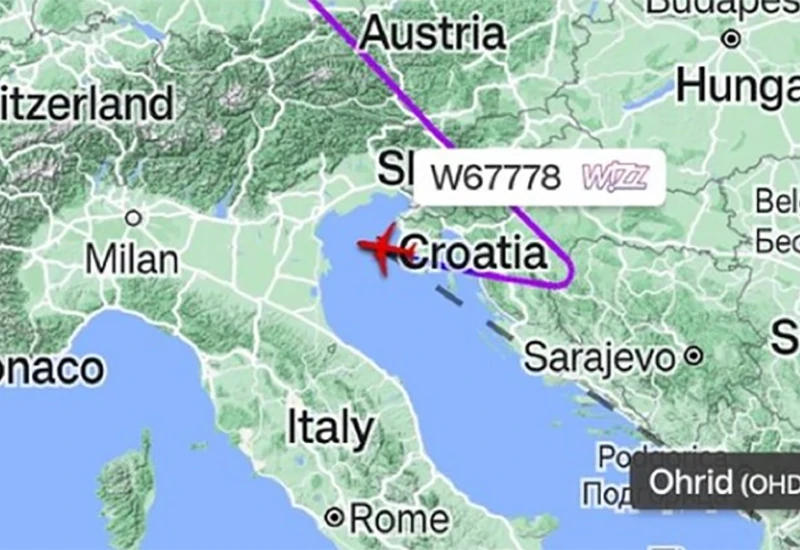 Drama na nebu? WizzAir zrakoplov naglo promijenio smjer nakon ulaska u BiH