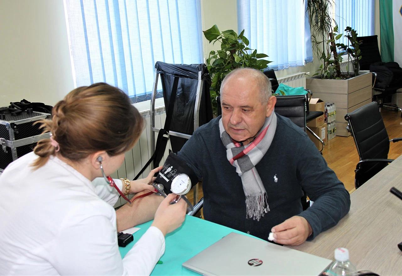 Državni službenici i uposlenici HNŽ-a darivali krv