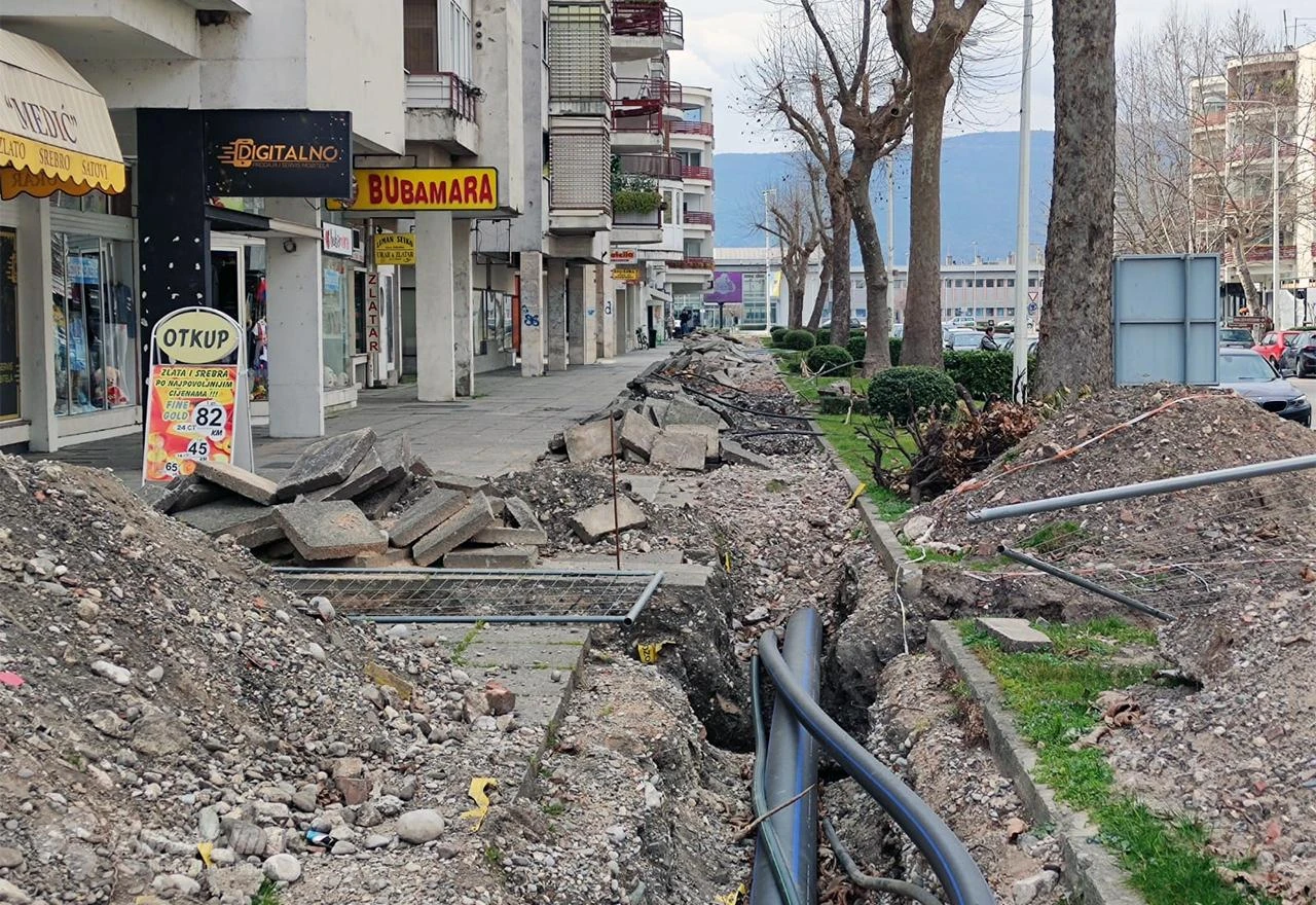 Čapljina: U Ulici Ante Starčevića postavljene cijevi - uskoro kreće uređenje šetnice